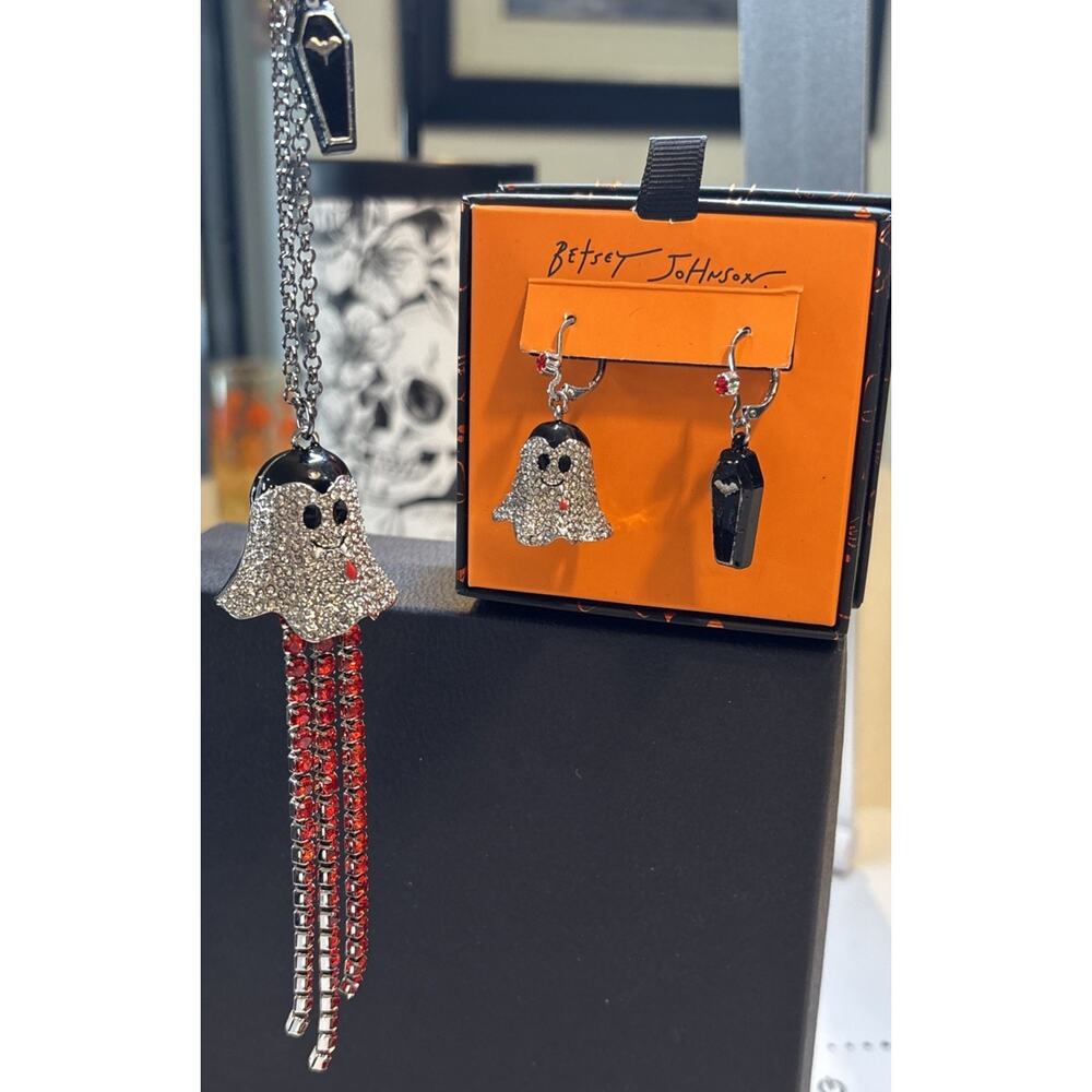 NWT Betsey Johnson Vampire Ghost Coffin Mismatch Halloween Earrings Necklace Set